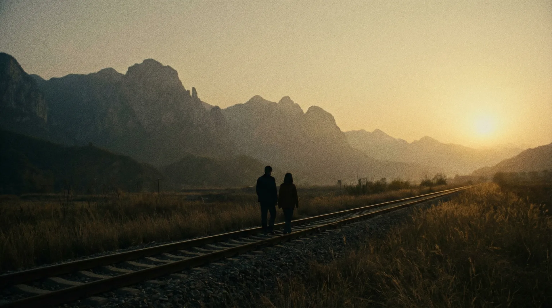 独立短片《铁轨尽头》剧照 - 国产